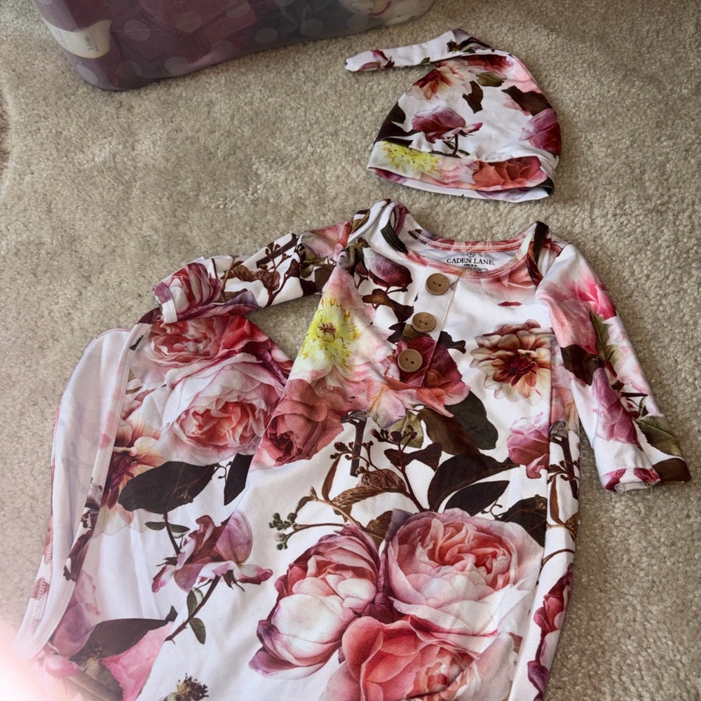 Caden Lane Baby Gown & Hat Set